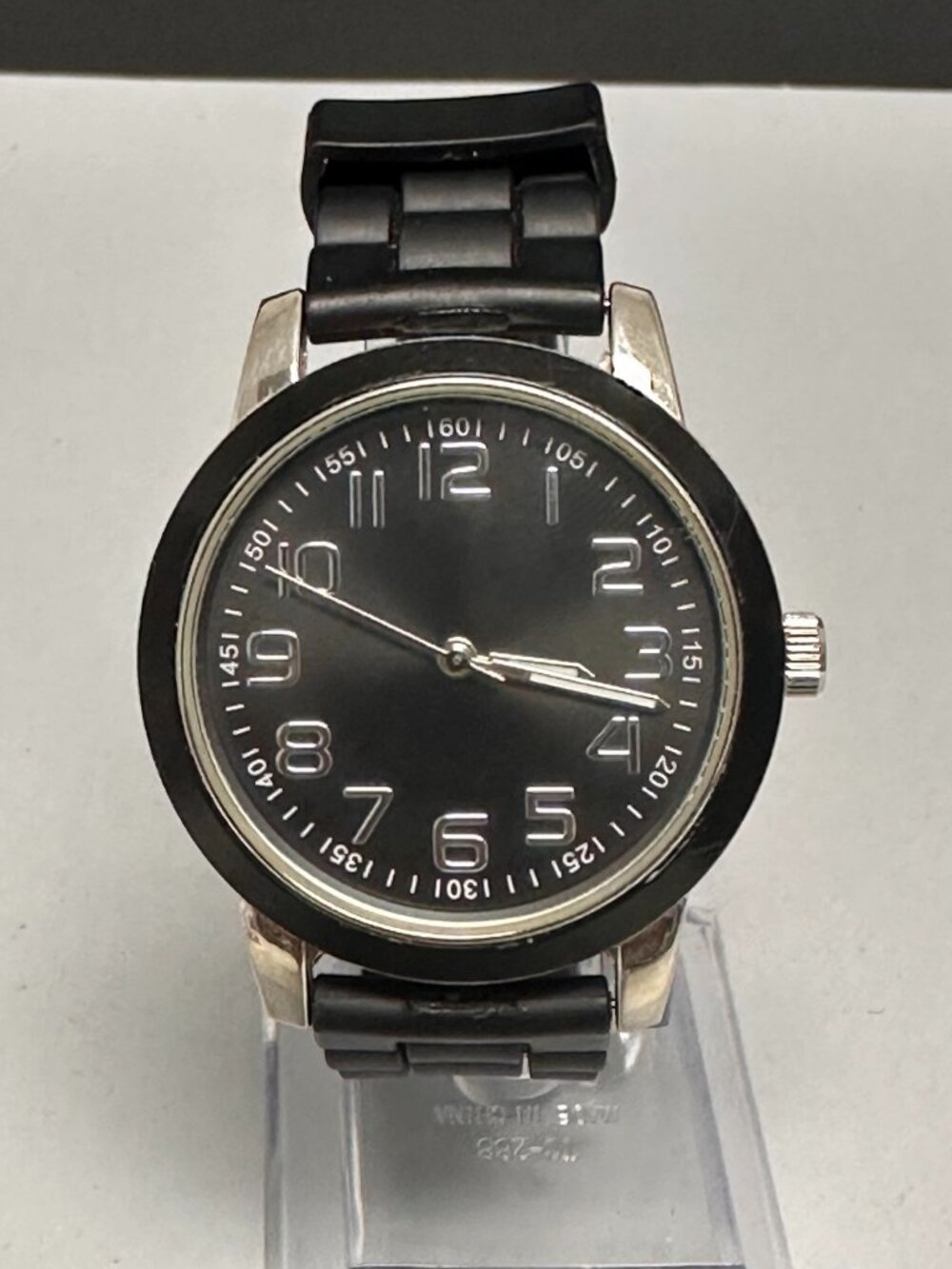 3/$30 Women Watch Silver Tone Black Easy To Read Dial Silicone Band New Battery